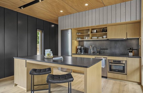 Wisconsin Dells Cabin | The Ridge - A Unique Luxury Cabin at Oak & Ember Luxury Micro Resort