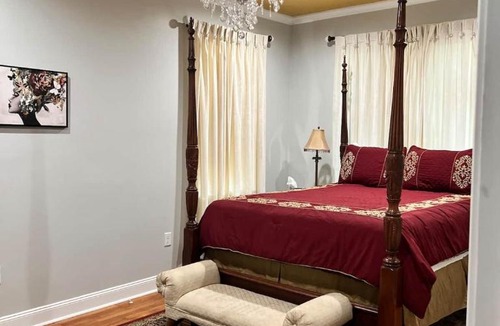 Beauregard Town Historic District House | The Royal at Beauregard