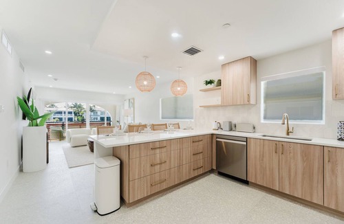 Boca Raton Apartment | The Spanish River - 2BR Waterfront Boca
