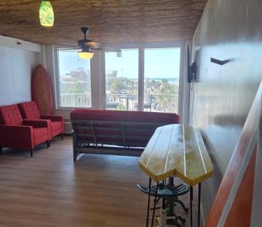 Lenox Park Apartment | The Surf Shack