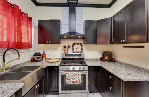 Thomasville House | Thomasville Cottage Near The Big Oak & Downtown!