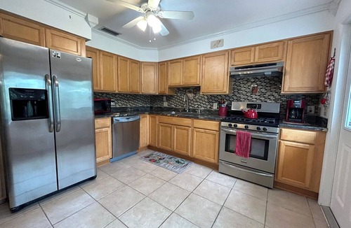 New Smyrna Beach House | Three Blocks to Flagler - Fenced Backyard Pets OK