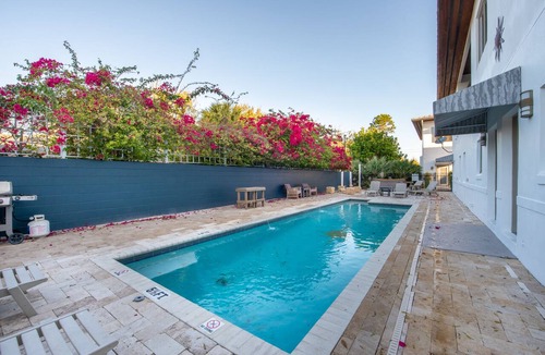 Winter Park Apartment | Three Blocks to Park Ave, 2 Blocks to WP Village!