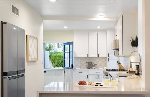 Willo House | Timeless Elegance: Historic Estate w/Pool, Hot Tub + Putting Green