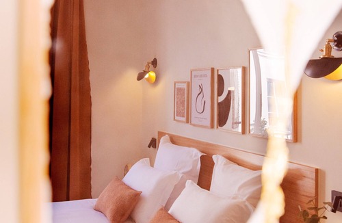 Strasbourg -Saint-Denis Bed & Breakfast | Tinah Paris Aboukir