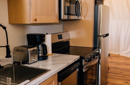 Lyman House | Total Ranch Retreat- 3 Separate Units, 2 RV Sites