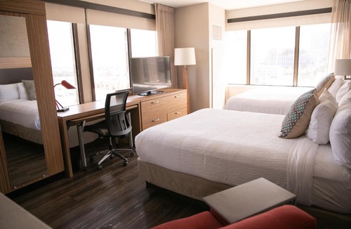 Central Business District Hotel | TownePlace Suites by Marriott New Orleans Downtown/Canal Street