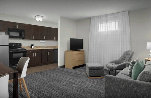Ferry Pass Hotel | TownePlace Suites by Marriott Pensacola