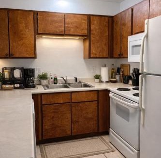Tallahassee House | TownHome Serenity