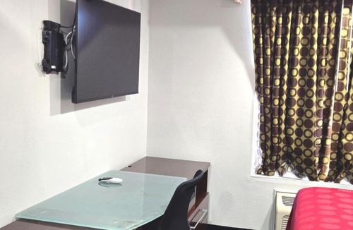 Lincoln Hotel | TownHouse Extended Stay Hotel Downtown