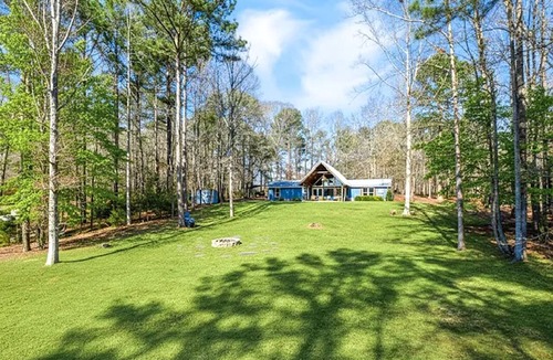 Jacksons' Gap House | Tranquil 4-bedroom house with dock on Lake Martin