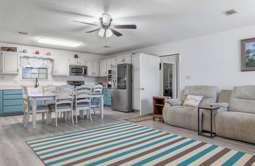 Foley House | Tranquil 4-bedroom house with AC in charming Foley close to the beach.