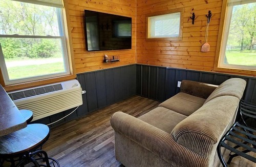 Trempealeau Cottage | Tranquil Cottage with Picnic Table and Fire Ring in Trempealeau, Wisconsin