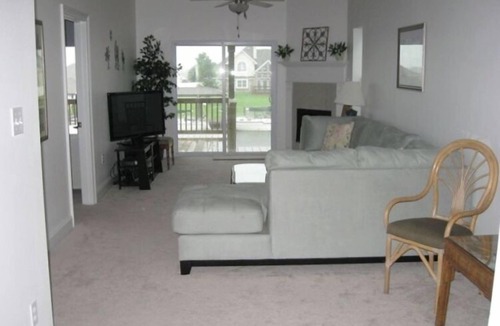 Slidell House | Traveling Nurses-Military- Mardi Gras- Adjusters-long term rates 30 DAY MINIMUM