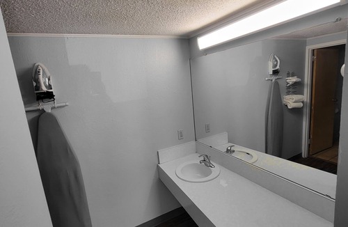 Clovis Hotel | Travelodge by Wyndham Clovis