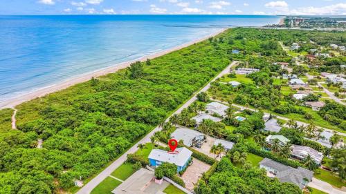 Fort Pierce Shores Villa | Treasure Coast Hideaway - Dogs Welcome, No Fees