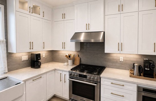 Ladera Ranch House | Trendy 2,400 sq ft 4B + 2.5 Ba with 2 King Beds, Pools and Pickleball