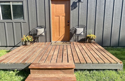 Rapid City Cabin | Trendy and Spacious Cabin Surrounded by Nature in Rapid City, South Dakota