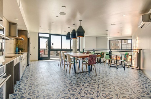 Yesler Terrace Apartment | Trendy First Hill 1BR w/Gym & Rooftop, nr Green Spaces, by Blueground