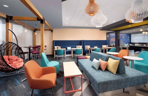 Tallahassee Hotel | Tru by Hilton Tallahassee Central