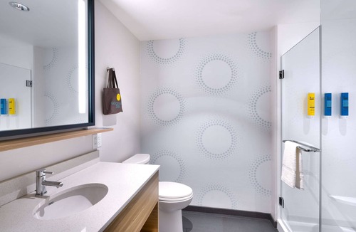 Hill Air Force Base Hotel | Tru By Hilton Clearfield Hill Air Force Base, UT