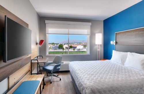 Hill Air Force Base Hotel | Tru By Hilton Clearfield Hill Air Force Base, UT