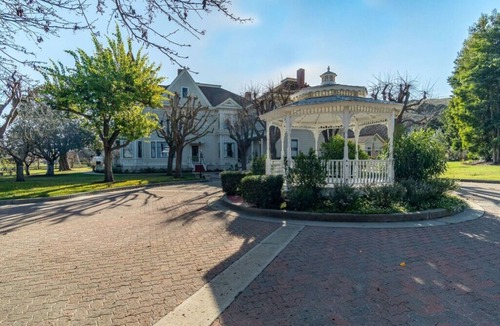 Salinas House | Two-Bedroom King Suite Monterey Area
