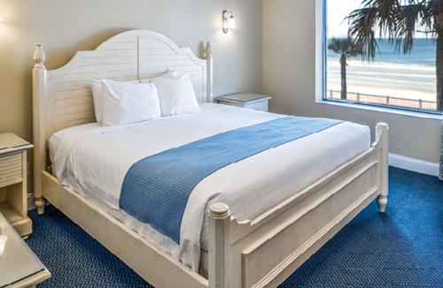 Bostroms Resort | Two Bedroom Luxury Condo, Ormond Beach, Florida 1746520