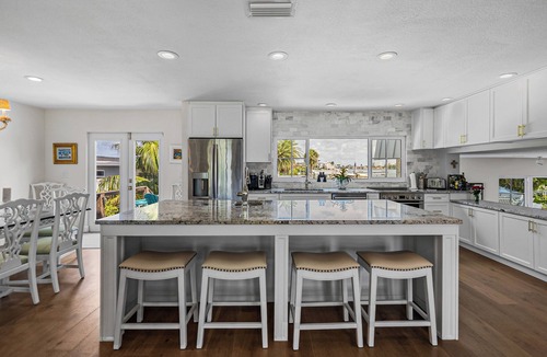 Bahia Shores House | Ultimate Beach House | Waterfront + Heated Pool