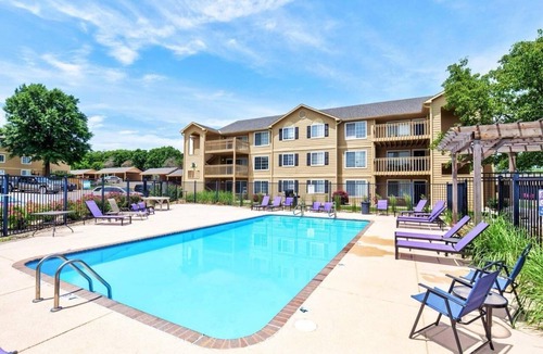 Manhattan Condo | Ultimate K-State Experience