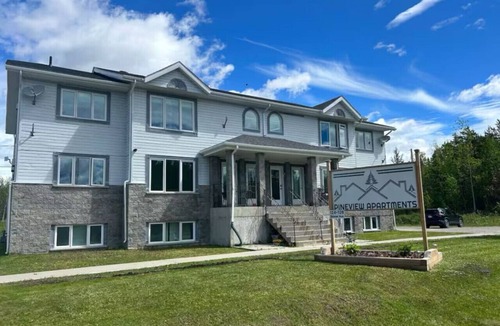 Longlac Apartment | Uncrowded entire 3 bedroom unit!