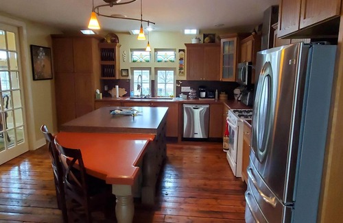 Lynn Center House | Unique Barnhouse complete with silo!