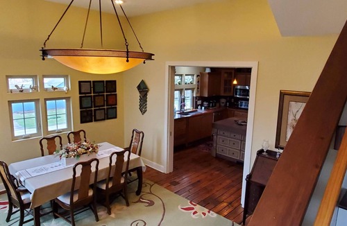 Lynn Center House | Unique Barnhouse complete with silo!