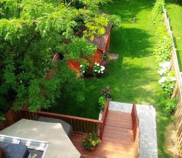 Upper Beaches House | Unique Home - Upper Toronto Beaches