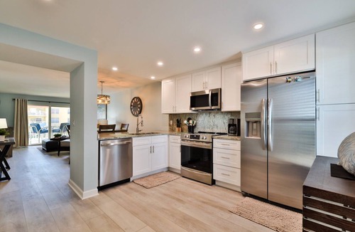 Point East Condo | Updated Oceanview Condo with brand new furniture and Linens