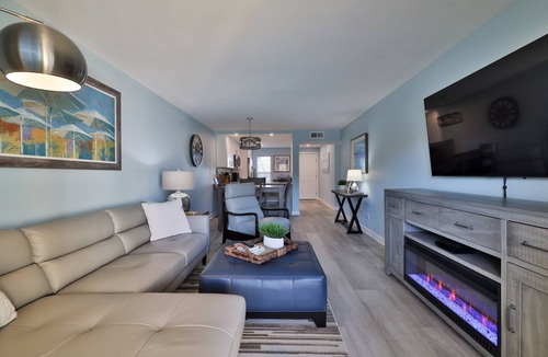 Point East Condo | Updated Oceanview Condo with brand new furniture and Linens