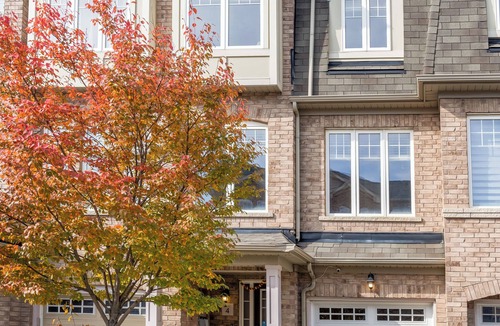 Brampton House | Upscale Entire Home | Trinity Plaza | Free Parking