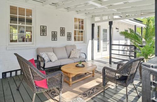 Moultrie House | Urban Farmhouse with a Modernism Twist!