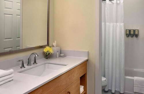 Dublin Resort | Vacation Day Is Always A Great Idea! Free Parking, Near Dublin Arts Council