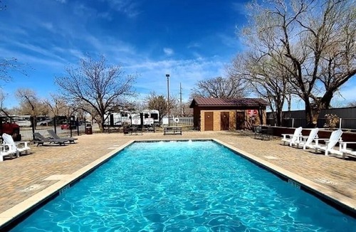 Lubbock House | Vacation Vibes Without the Drive/ Pools + Cozy RV Getaway + Great Amenities