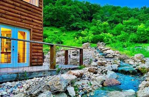 Lansing Cabin | Valley View Lodge w/Swimming Pond, Waterfalls, and Hot Tub
