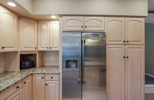 Lancaster Villa | Valley View Villa: Indoor Saltwater pool, theater, pickleball!