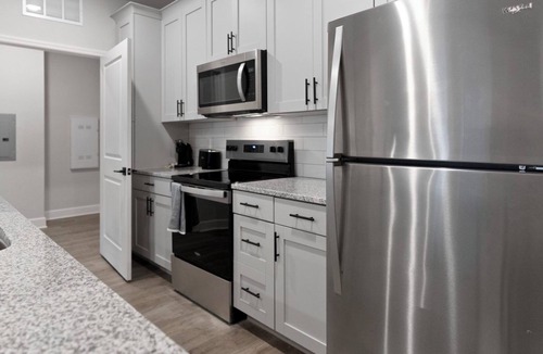 Newberry Apartment | Vanguard 2BD 11 - Two Bedroom Apartment, Sleeps 4