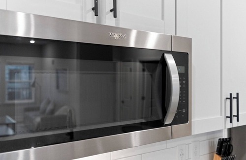 Newberry Apartment | Vanguard 2BD 12 - Two Bedroom Apartment, Sleeps 4
