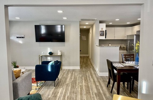 New Irving Park House | Vibrant 3BR Ranch | Prime Greensboro Location