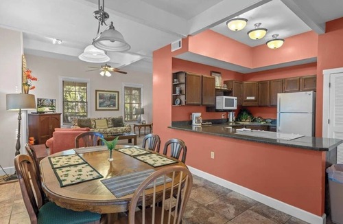 Steinhatchee Cottage | Victorian #7 Cottage at Steinhatchee Landing Resort