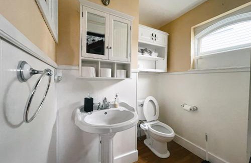 Kokomo House | Victorian Home in Original Grandeur Downtown
