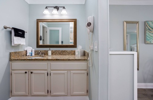 Vilano Beach Hotel | Vilano Beach- Seaglass Studio