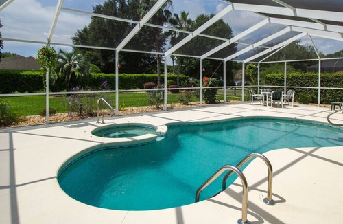 Inverness House | Villa Bettina: 2 bedroom/2 bathroom with pool