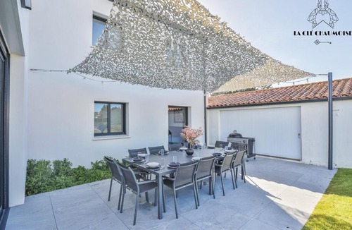 Talmont-Saint-Hilaire Villa | Villa POP
